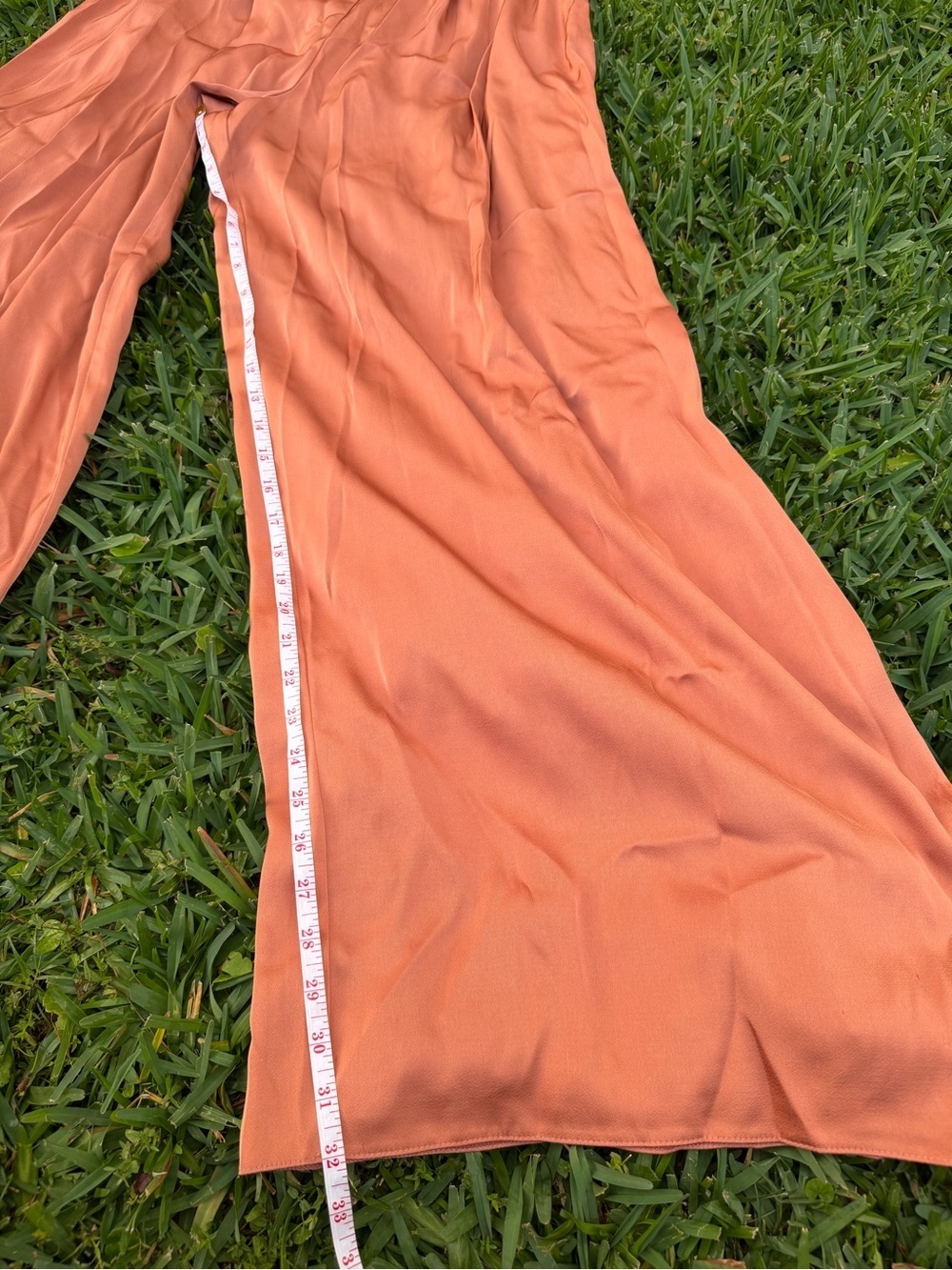 ASOS Design NWT Rust Satin Wide Leg High Rise Trousers Size US 8 - Picture 3 of 9